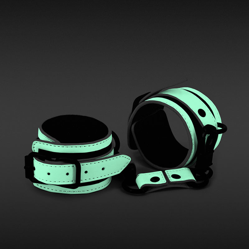 GLO Bondage - Wrist Cuff